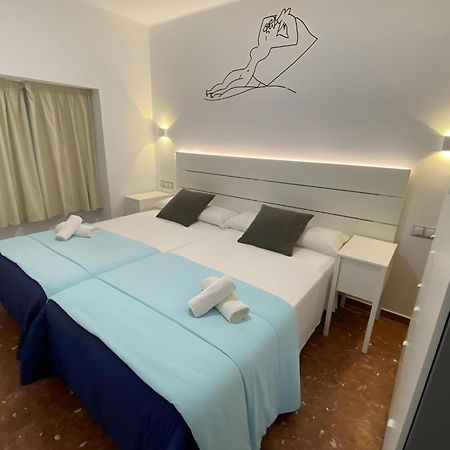Marques De Guadiaro 1 Apartamentos Малага Экстерьер фото