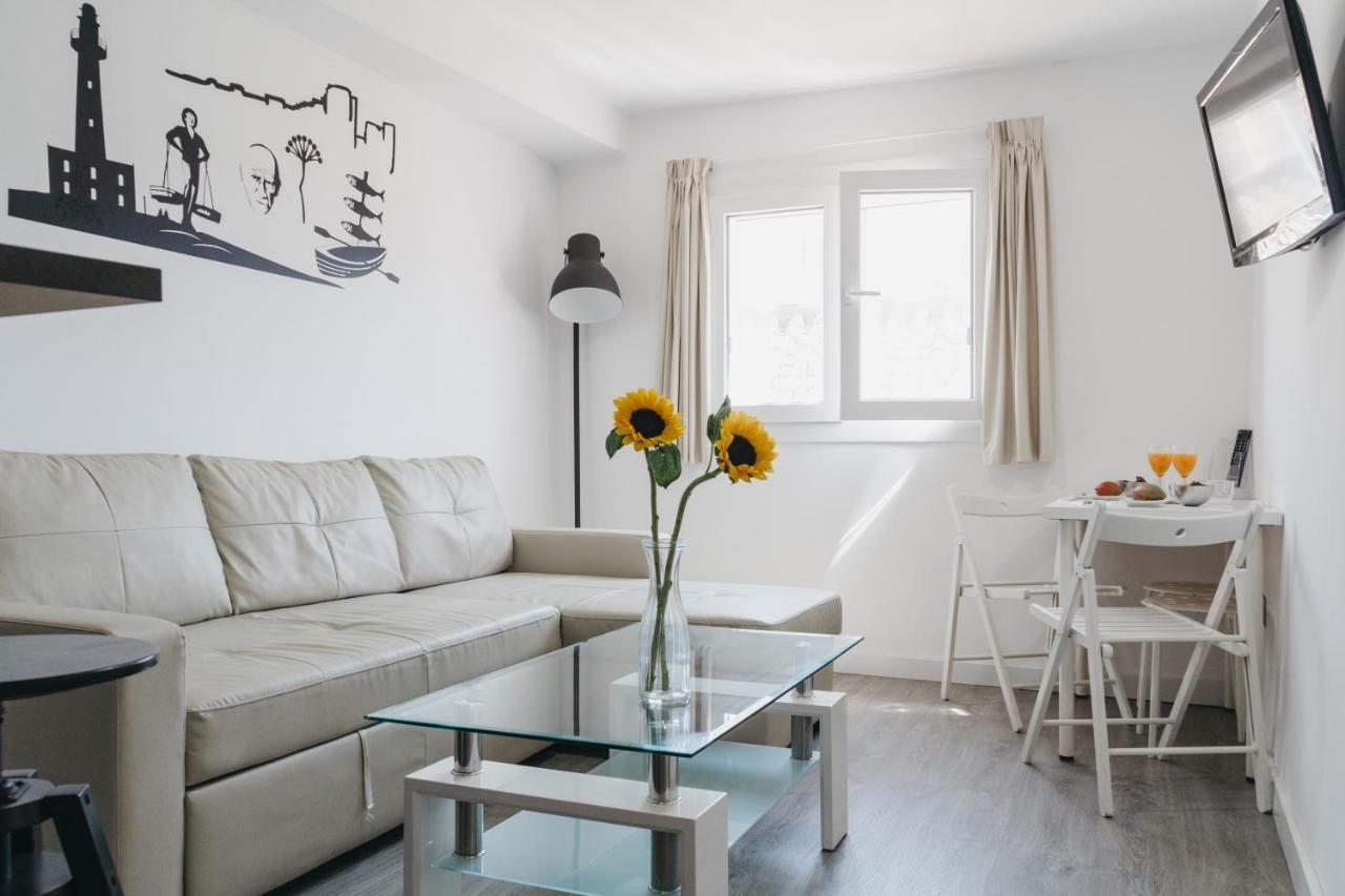 Marques De Guadiaro 1 Apartamentos Малага Экстерьер фото