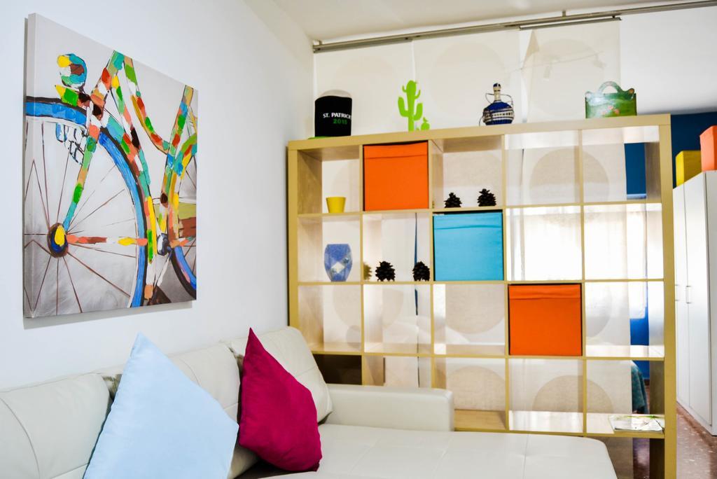 Marques De Guadiaro 1 Apartamentos Малага Экстерьер фото