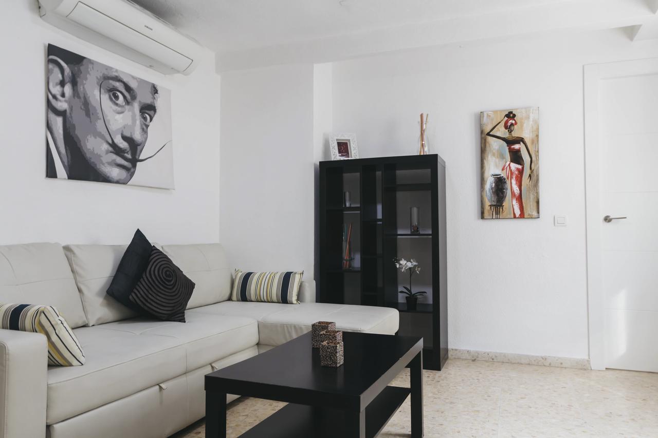 Marques De Guadiaro 1 Apartamentos Малага Экстерьер фото