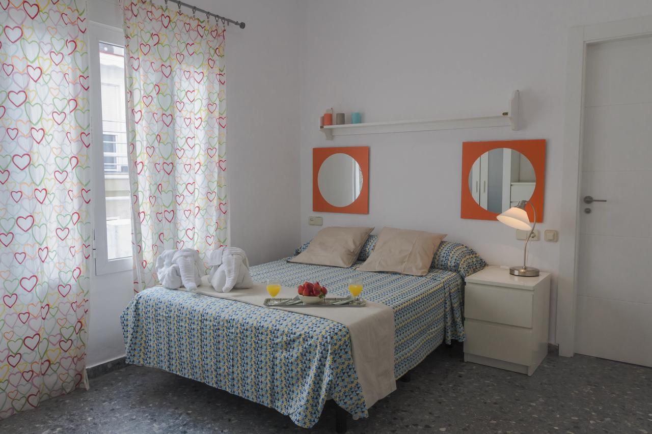 Marques De Guadiaro 1 Apartamentos Малага Экстерьер фото