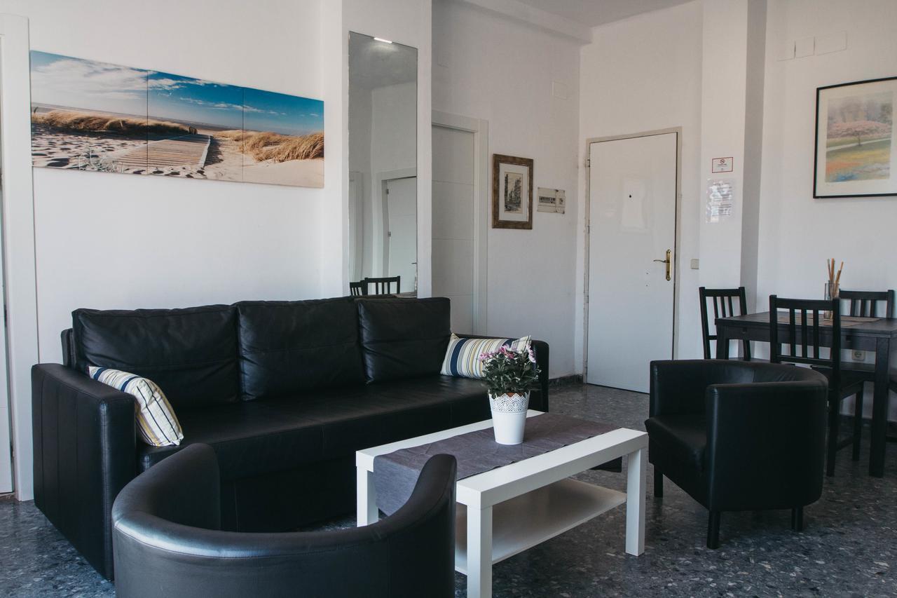 Marques De Guadiaro 1 Apartamentos Малага Экстерьер фото