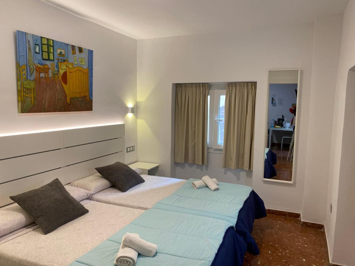 Marques De Guadiaro 1 Apartamentos Малага Экстерьер фото
